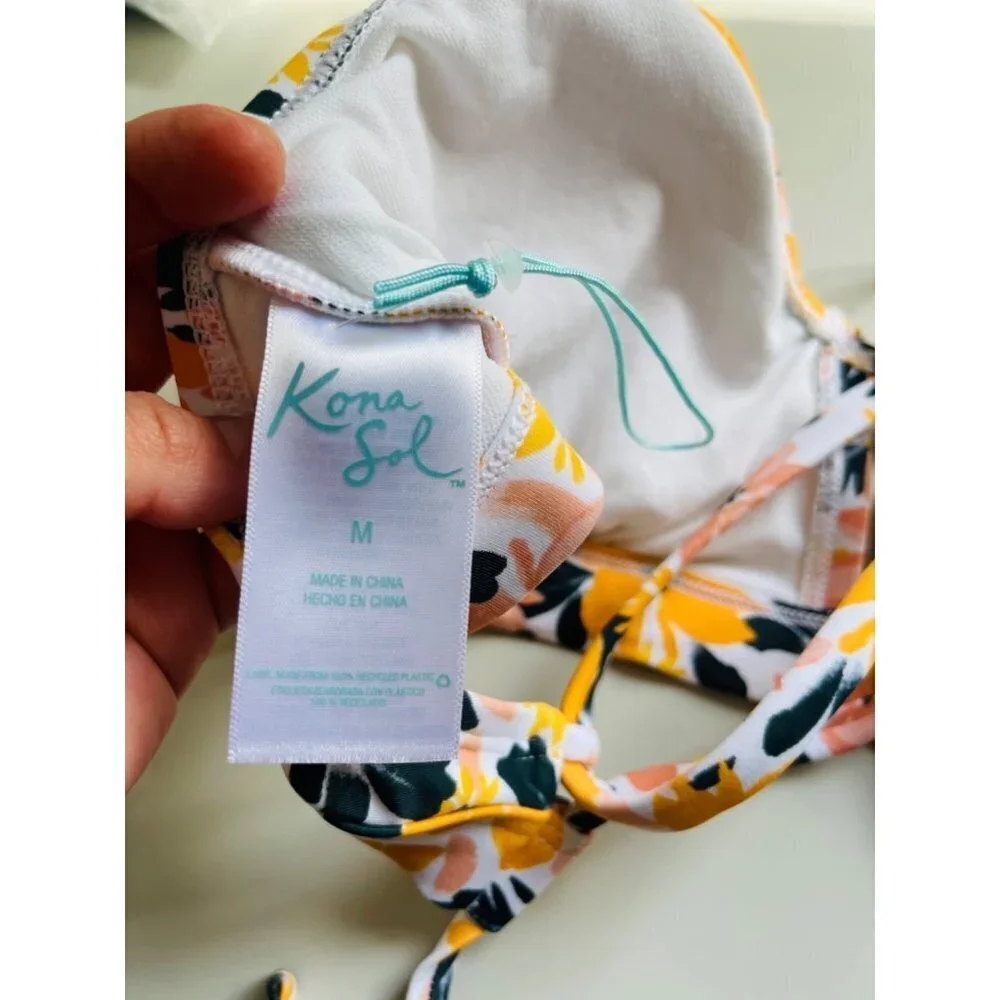 NWOT Kona Sol Swimsuit top size M